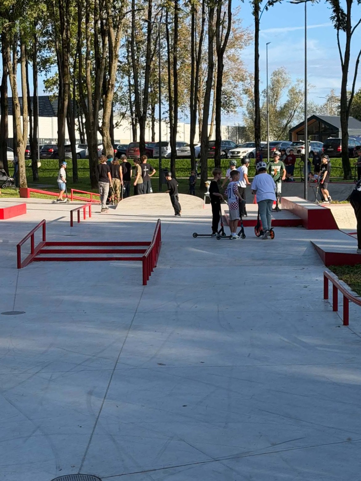 giraites-skate-parkas-projektavimas-spotramps Giraitės betono skate parko projektas, 1550 m2 street plaza su bowl baseinu, MB Spotramps.