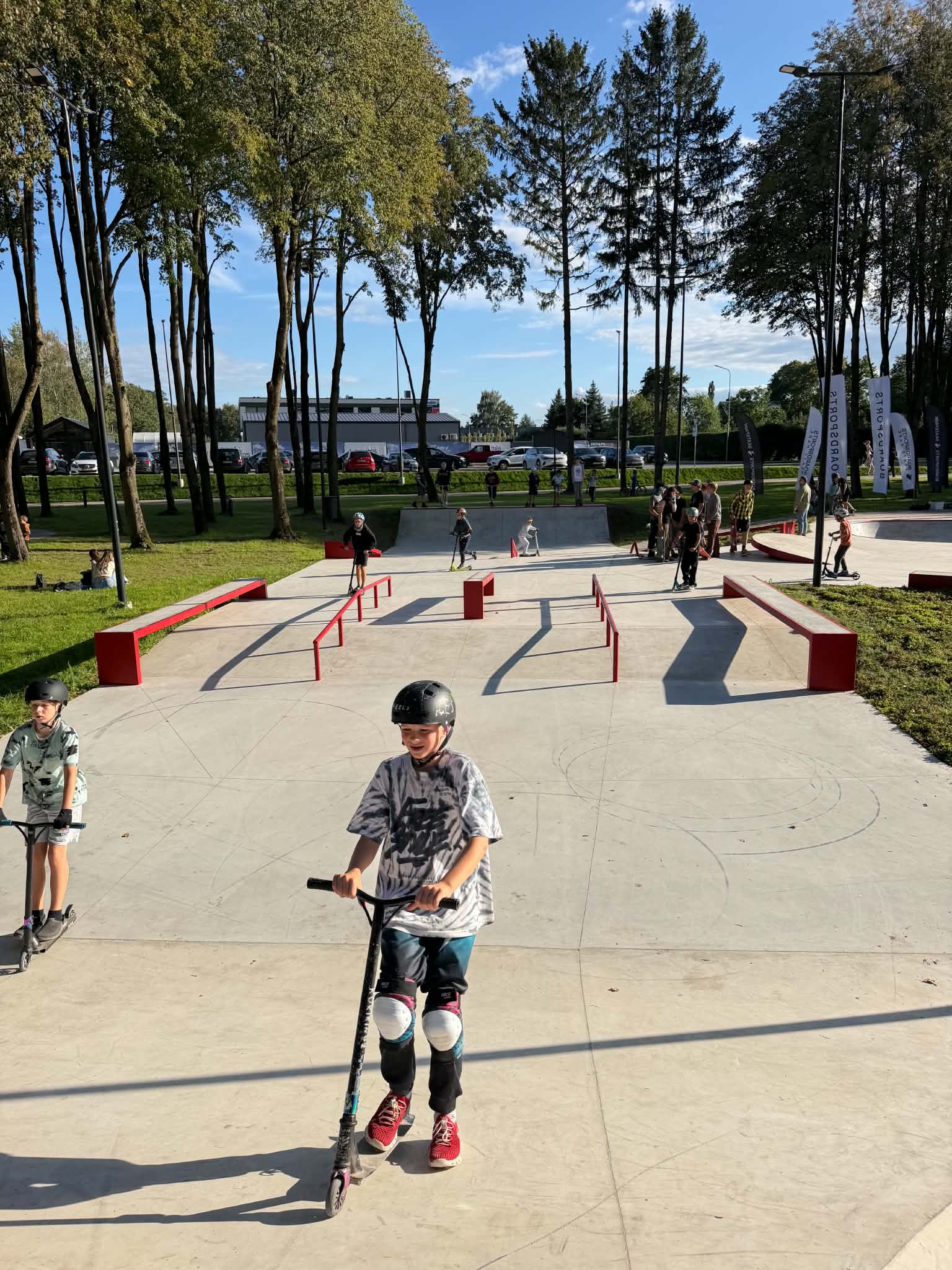 giraites-skate-parkas-projektavimas-spotramps Giraitės betono skate parko projektas, 1550 m2 street plaza su bowl baseinu, MB Spotramps.